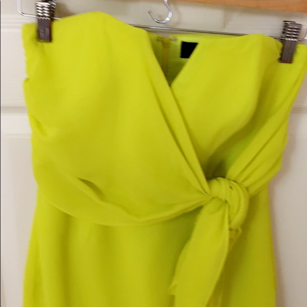 Sunflower yellow strapless dress - Picture 2 of 3
